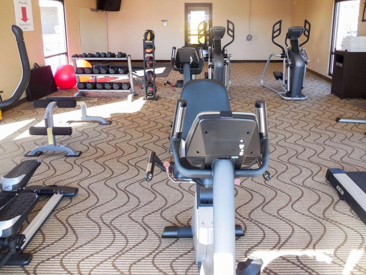 Giles Hotel Inn And Suites Pulaski エクステリア 写真
