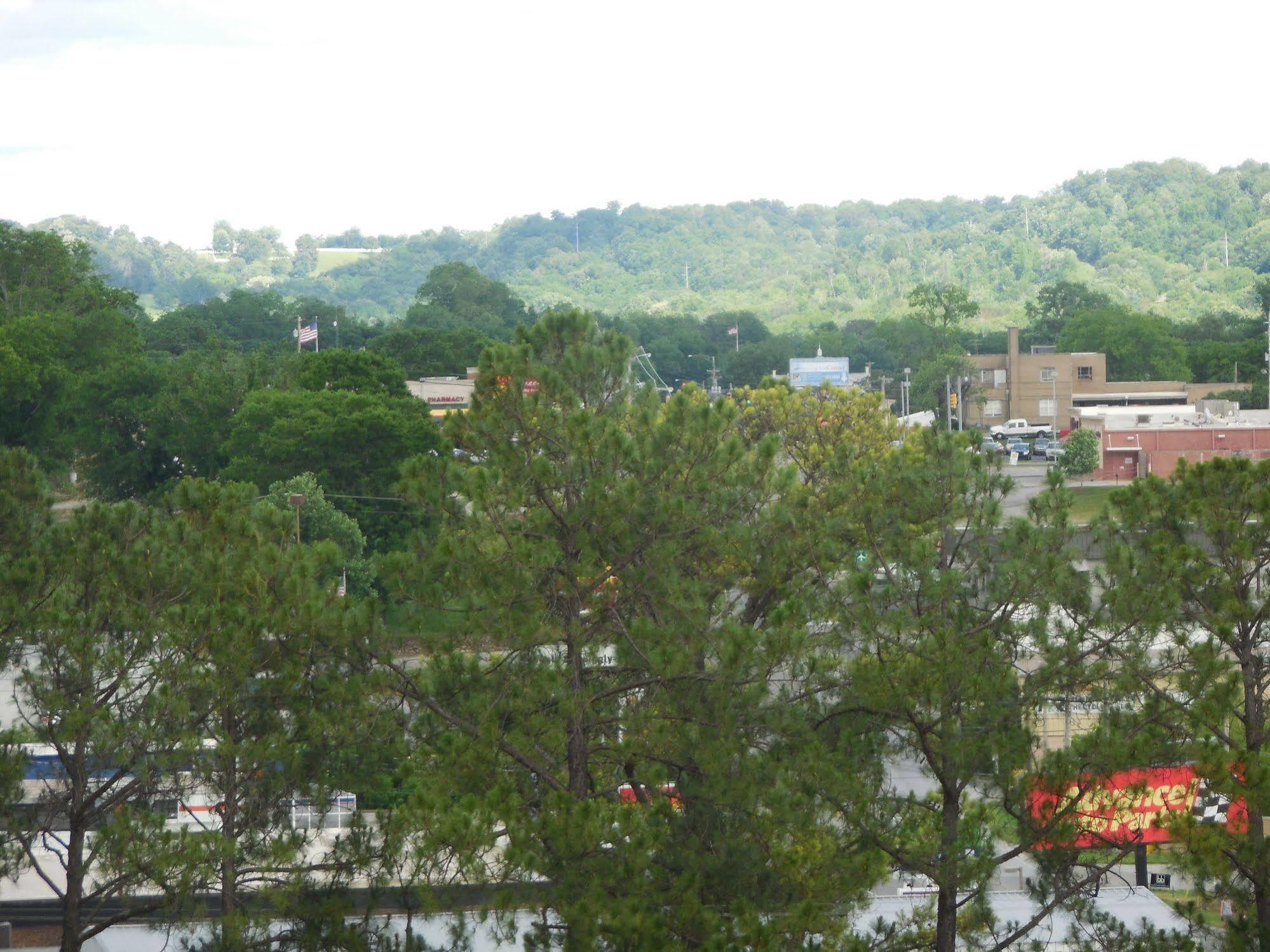 Giles Hotel Inn And Suites Pulaski エクステリア 写真